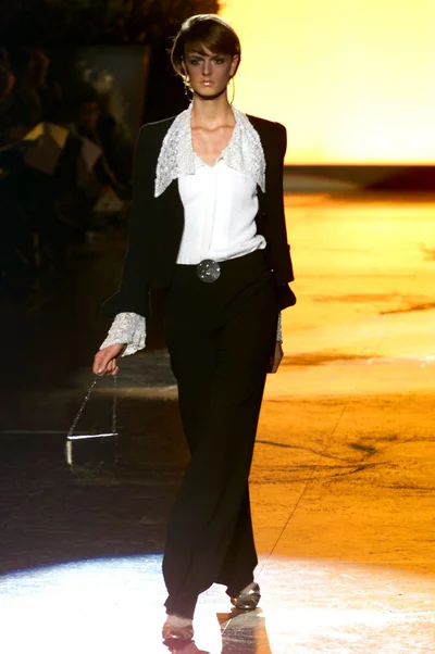 Look 15